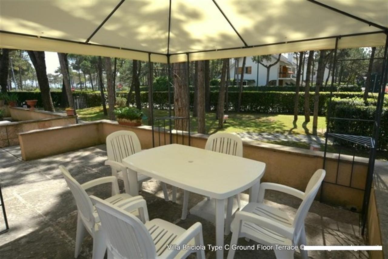 Lignano Exclusive With Pool Apartamento Lignano Sabbiadoro Exterior foto